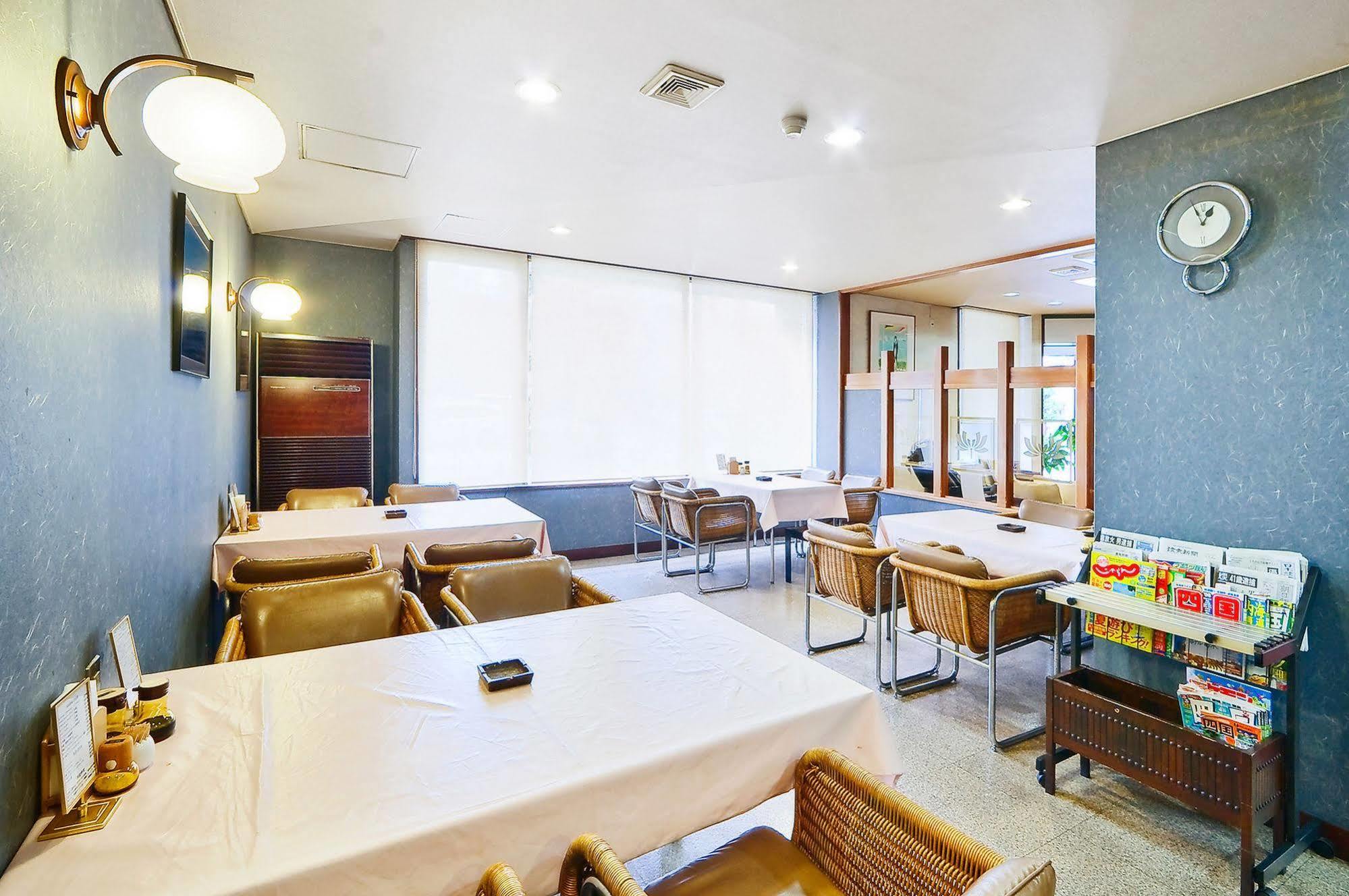Hotel Kikusui Imabari Zewnętrze zdjęcie