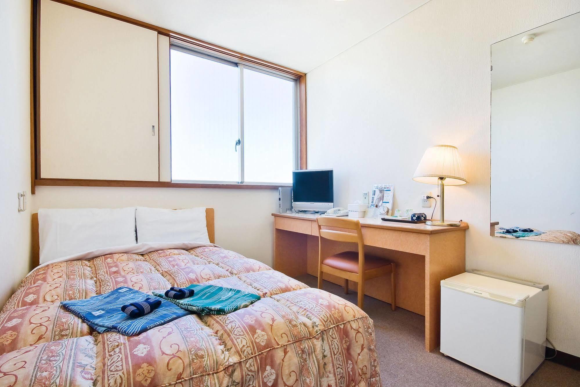 Hotel Kikusui Imabari Zewnętrze zdjęcie