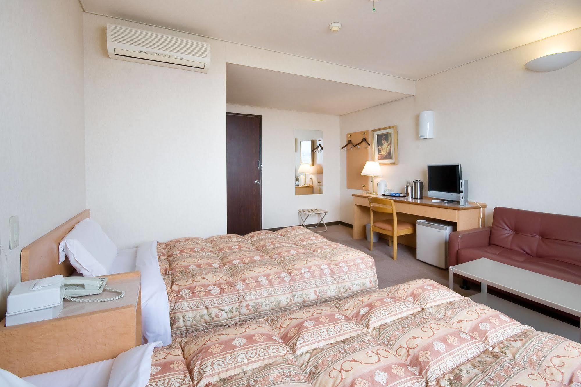 Hotel Kikusui Imabari Zewnętrze zdjęcie