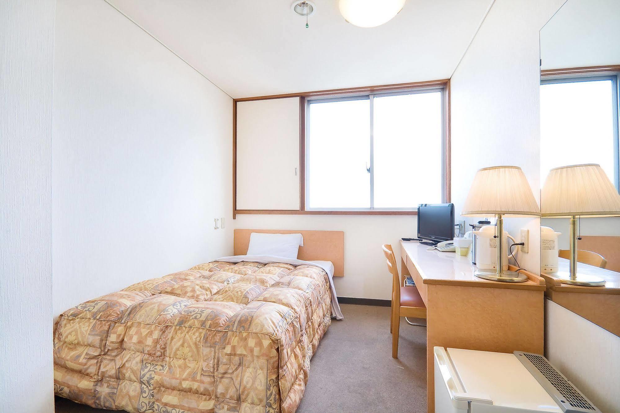 Hotel Kikusui Imabari Zewnętrze zdjęcie
